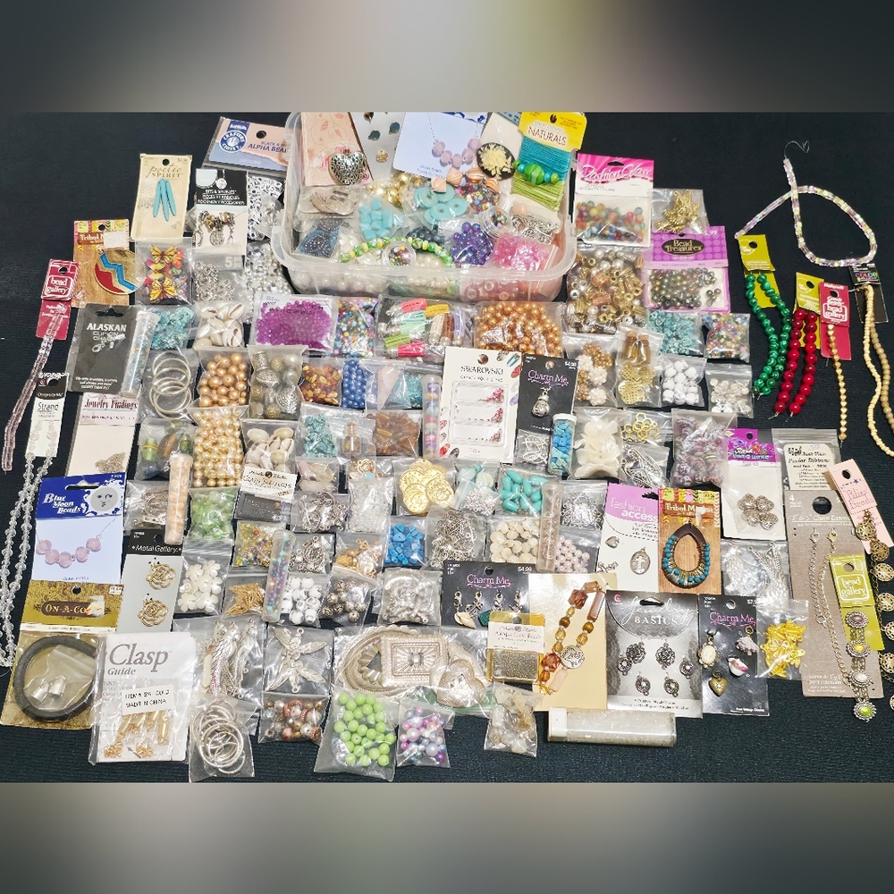 😲HUGE😲Jewelry Making & Crafting Lot